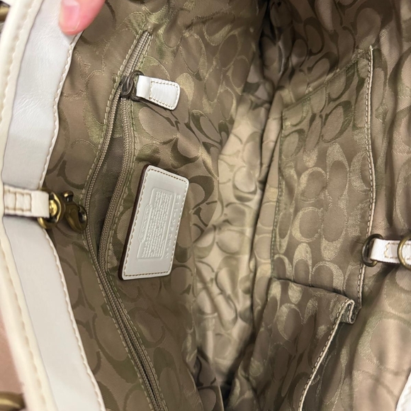 Coach Cream and Tan Tote Bag - Picture 14 of 14